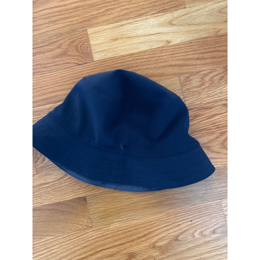 Lululemon On the Fly Bucket Hat Navy Blue L/XL LU9AHMS Recycled